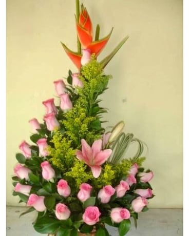 Beautiful  Detail Specialty Arrangement