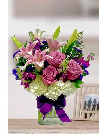 Potomac's  Country Garden Bouquet Flower Arrangement