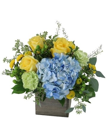 Potomac's Cottage Garden Box Flower Arrangement