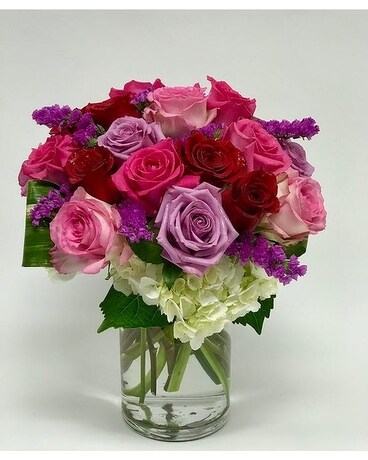 Potomac's Serenade of Roses Bouquet Flower Arrangement