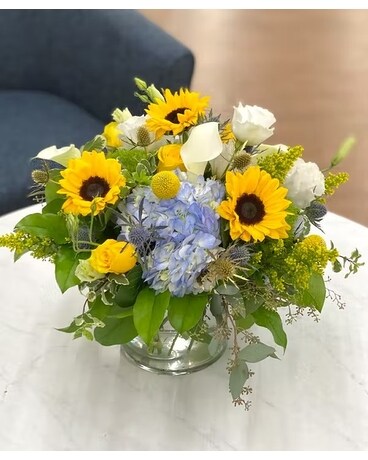 Potomac's Le Provence Bouquet Flower Arrangement