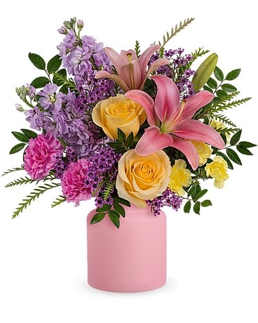 Potomac's Cheerful Gift Bouquet Flower Arrangement