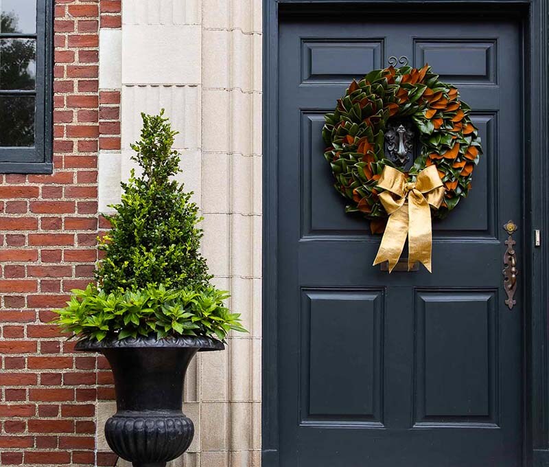 Classic Magnolia Wreath In Boston Ma Winston Flowers - Celtic Home Decorating Ideas For Christmas Classic Magnolia Wreath In Boston Ma Winston Flowers - Celtic Home Decorating Ideas For Christmas