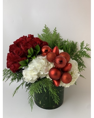 Holiday Opulence Red Flower Arrangement