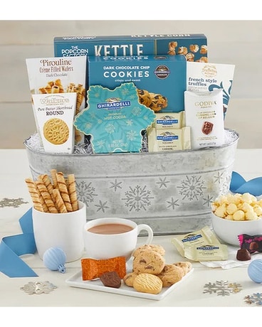 Distinctive Delights Grande Gift Basket
