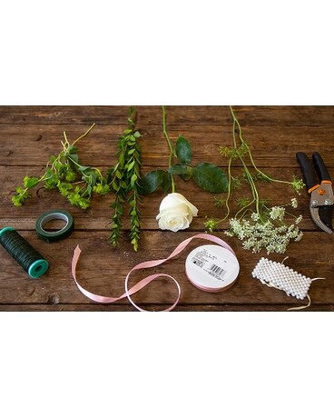 Wearable Prom Flowers Workshop
