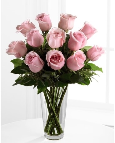 Rose Pink Dozen Flower Arrangement