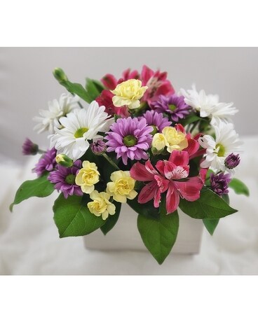 Classic Memories Flower Arrangement
