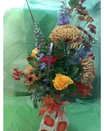 Fall Yall Flower Arrangement
