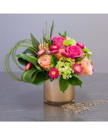 Glorious Pink Bouquet Flower Arrangement