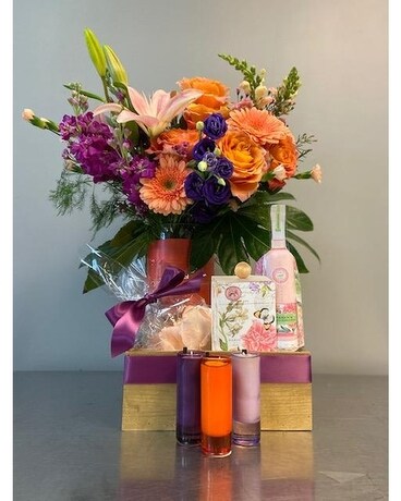 Exclusive Box of Bunches Love Flower Arrangement
