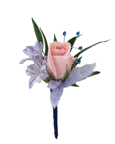 Lavender Haze Boutonniere Boutonniere