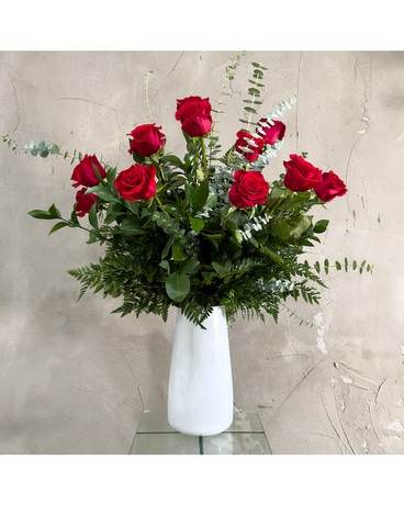 One Dozen Long Stem Roses Flower Arrangement