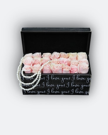 String Of Pearls - Luxe Flower Arrangement
