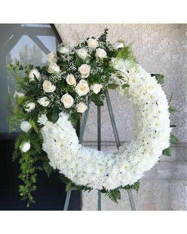 Pure & Honest Flower Arrangement