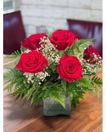 First Kiss in Cherry Hill NJ - Terra Florist