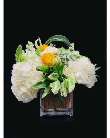 Murray Hill Flower Arrangement