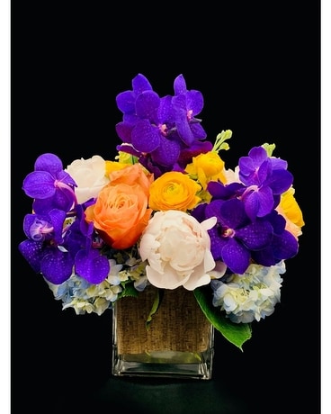 Saxon Woods Flower Arrangement