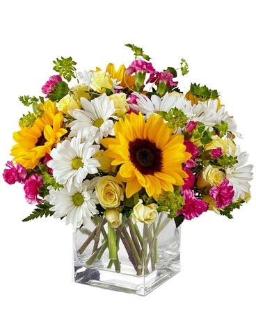 Summer Wind Flower Arrangement