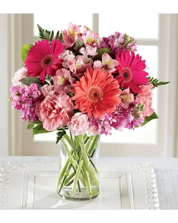 THE FTD® BLUSHING BEAUTY™ BOUQUET Flower Arrangement
