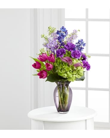 ALWAYS REMEMBERED™ BOUQUET Flower Arrangement