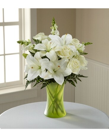 ETERNAL FRIENDSHIP™ BOUQUET Flower Arrangement