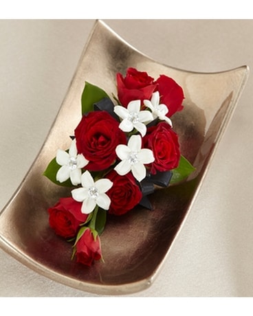 POETRY™ CORSAGE Flower Arrangement