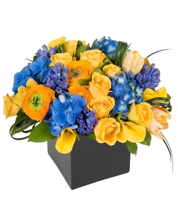 Electrify Blooms Flower Arrangement