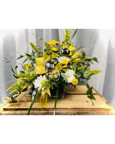 Bee Thankful Flower Arrangement