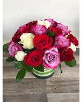 Standard (15 Roses) size,  inches height and  inches wide.