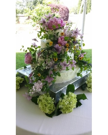 Wedding Cake Flower Arrangement