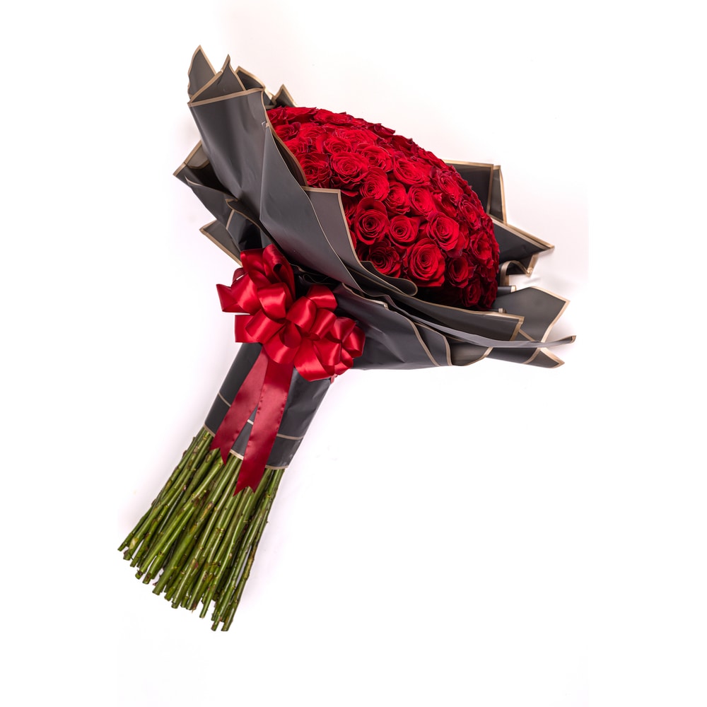 ブラッド・レッド・ローゼズ Classic Red Rose & White Lily Bouquet–Kroger