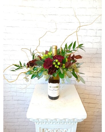 Classic Wine & Flowers Specialty Arrangement