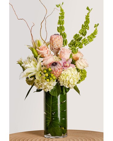 The Aya Flower Arrangement