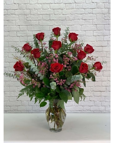 One Dozen Premium Red Roses Flower Arrangement