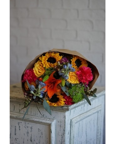 Boho Bolds Flower Arrangement