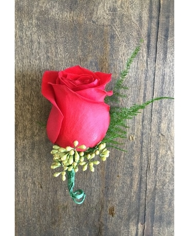 Red Rose Boutonniere Boutonniere