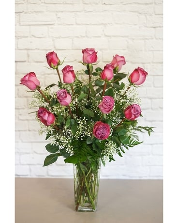 One Dozen Deluxe Lavender Roses Flower Arrangement
