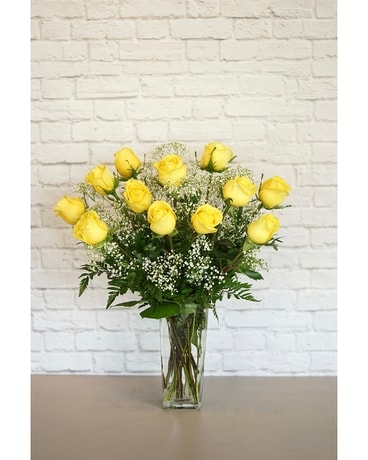 One Dozen Deluxe Yellow Roses Flower Arrangement