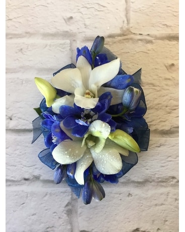 White and Blue Wristlet Corsage