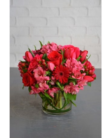 valentine flower arrangements
