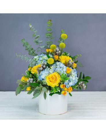 Golden Eye Flower Arrangement
