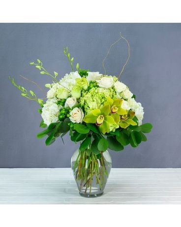 Pearly Chic Flower Arrangement