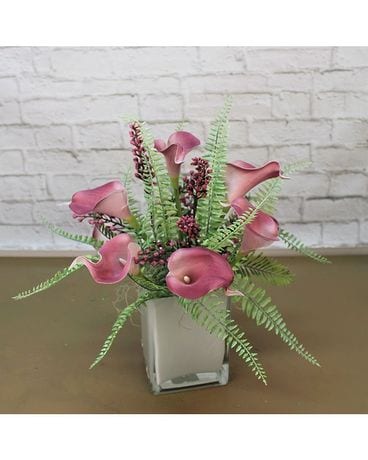 Calle Berry Specialty Arrangement