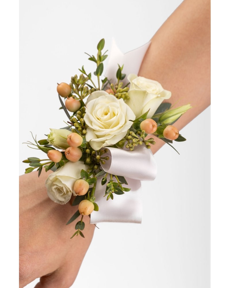 Peach Sheen Corsage - Fort Collins, CO | Palmer Flowers