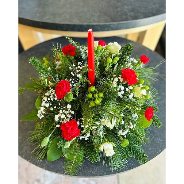 Classic Christmas Flowers Centerpiece