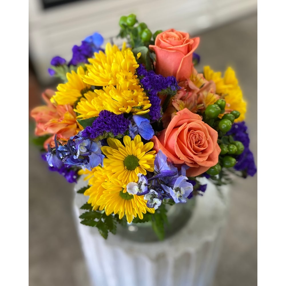 Bright Flower Arrangement