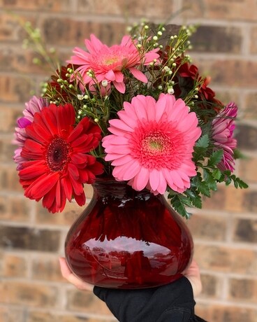 Gerbera Daisy Love Flower Arrangement
