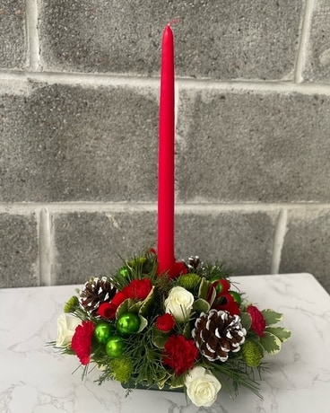 Classic Christmas Flowers Centerpiece