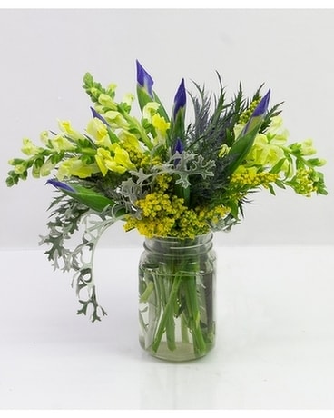 Iris Bouquet Flower Arrangement